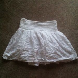 American Eagle White Skirt