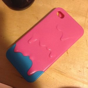 iPhone 4S melting case 3D
