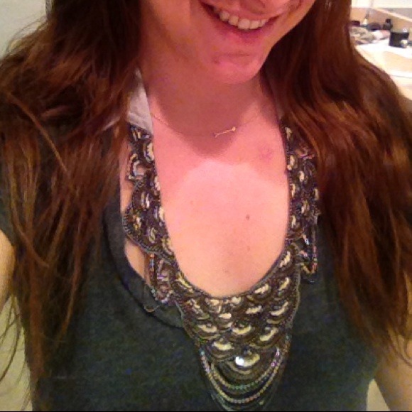 Bib necklace