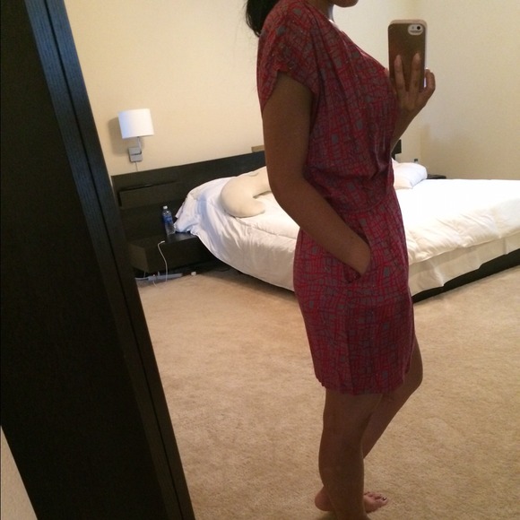 LOWERED! NWOT✨ Dress - Picture 3 of 4