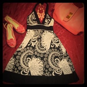 Black and white print halter dress size S