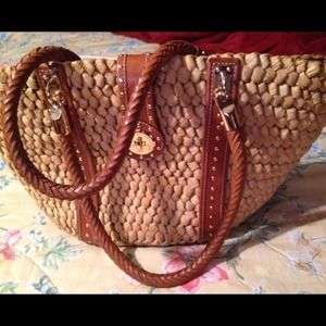 Micheal Kors Purse a little wear on top🌴