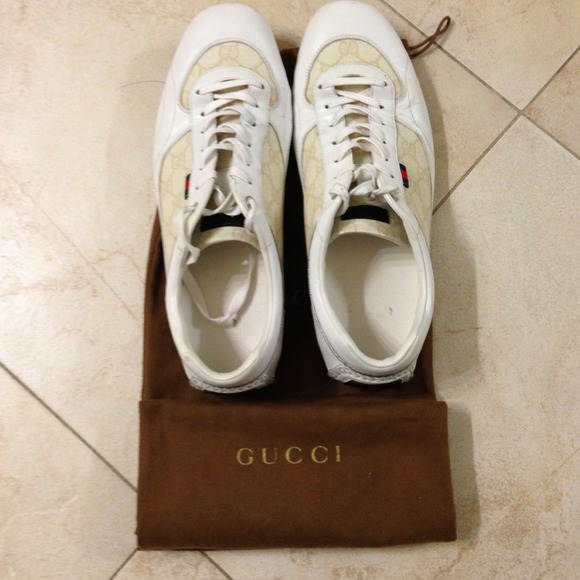 Men's white Gucci sneakers