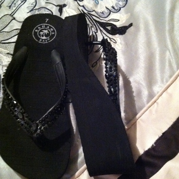 .*****Traded*****Flip flops