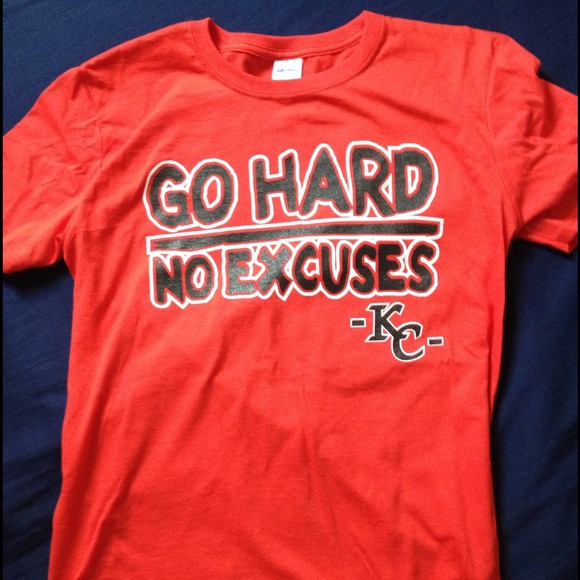 KC Go Hard / No Excuses Fitted Shirt -red{Size L}