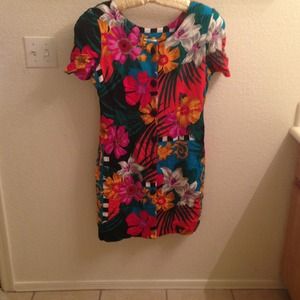 ⛔Sold⛔Vintage dress in bright colors