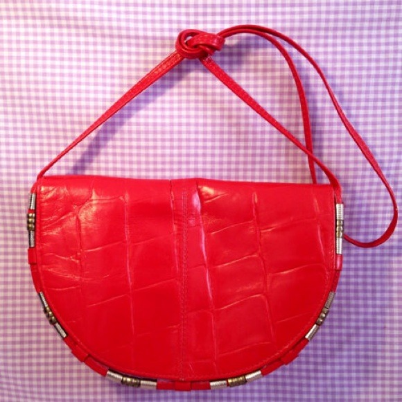 ✋Sold✋Half circle cross body red leather