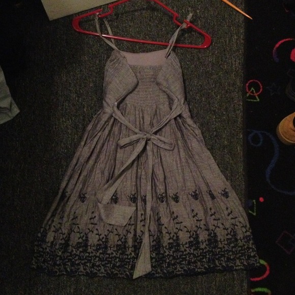 Dress - Picture 2 of 2