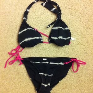 Aeropostale black and pink bikini