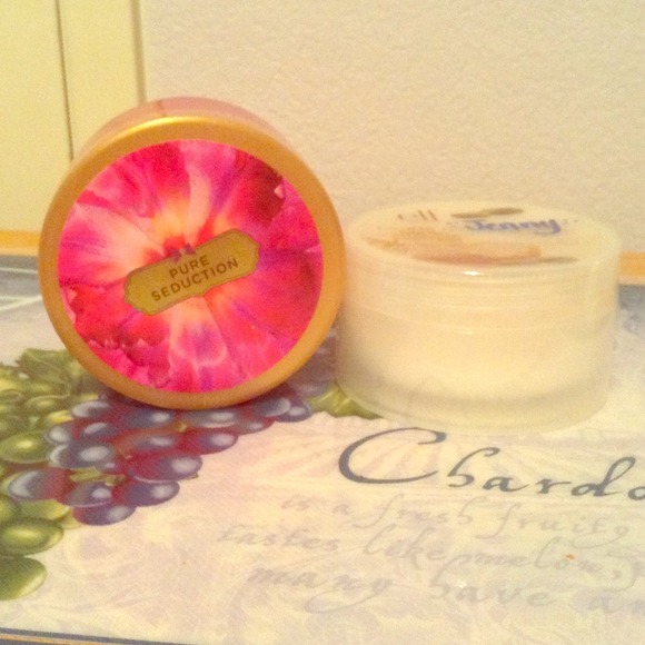 🌷Special: VS Body Butter