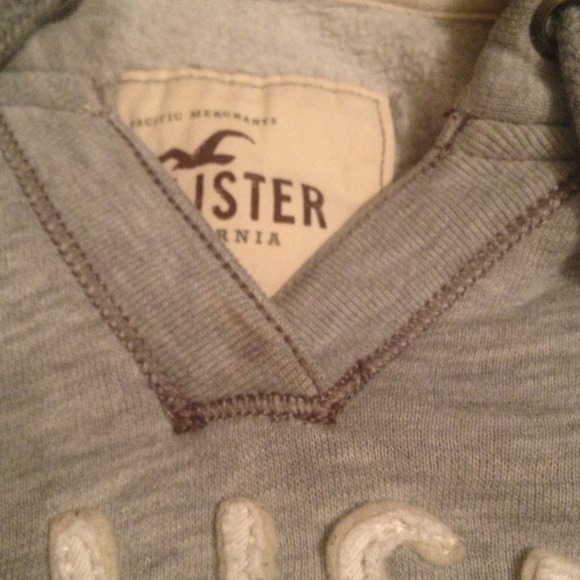 Sweater - Picture 2 of 3