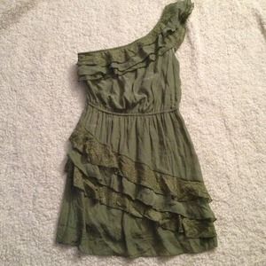 Olive green one-shoulder lace dress