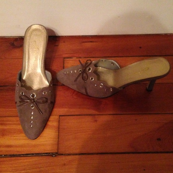 Charcoal grey Annie heels