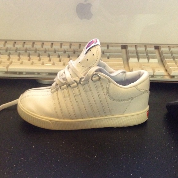 Kids K Swiss - Picture 2 of 4