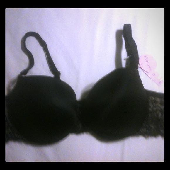 *TRADE to tigsy* 44c Black Bra