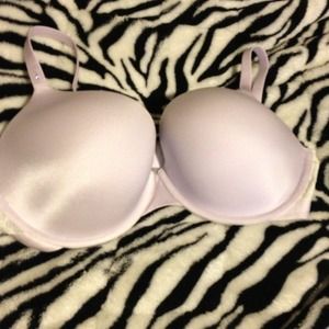 Victoria Secret Biofit 38D Off White