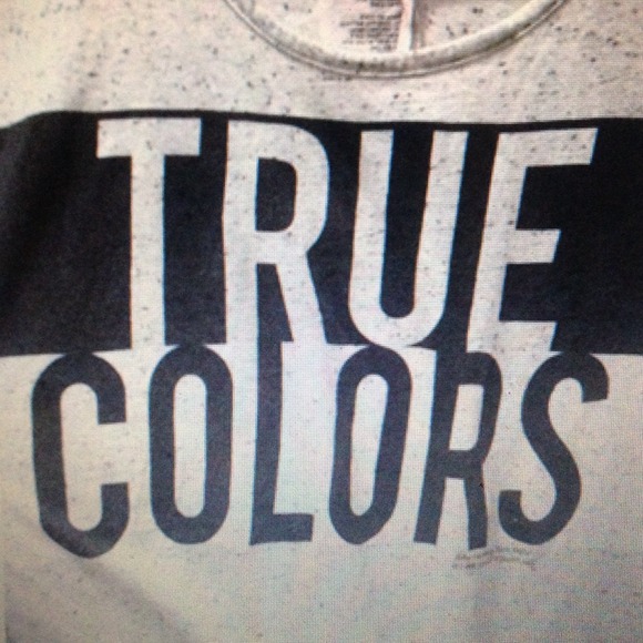 ***SOLD******Tie Knot 'True Colors' Cut off T - Picture 2 of 2