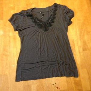 Beautiful grey top from Maurice's.
