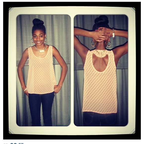 💄LAST ONE & REDUCED💄Coral/OffWhite & Semi-Sheer!