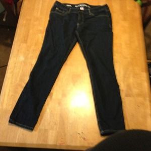 Mossimo skinny jeans-short