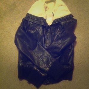 Pleather jacket with fur collar and inside!