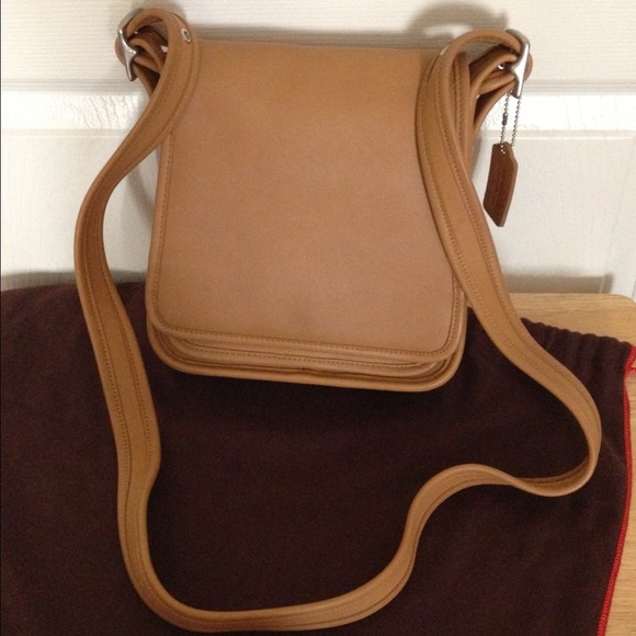 Legacy Coach Purse - Picture 1 of 5