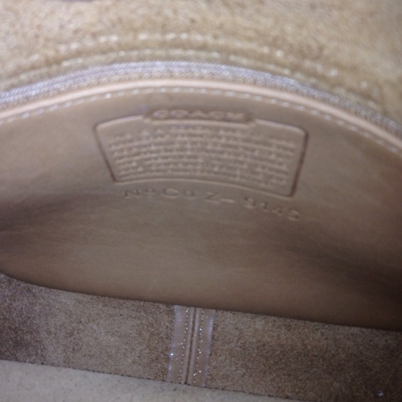 Legacy Coach Purse - Picture 4 of 5