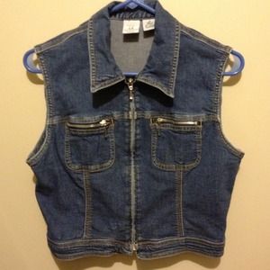 REDUCED $8 EST.1991 A/X ARMANI EXCHANGE TRADEMARK