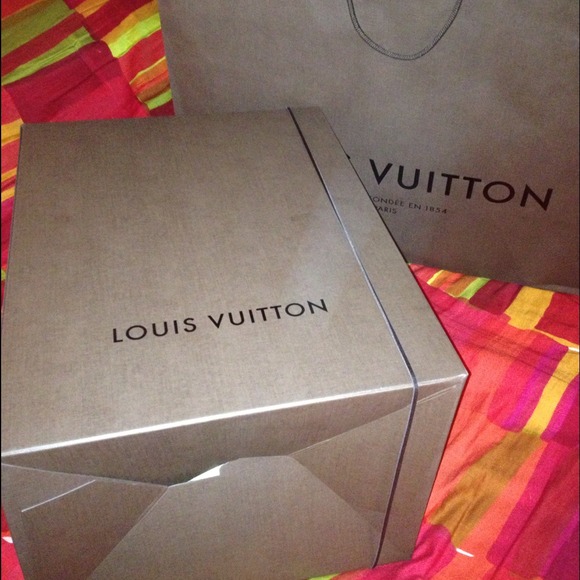 ⛔️Sold⛔️ Limited Edition Rose Neverfull GM! - Picture 3 of 3