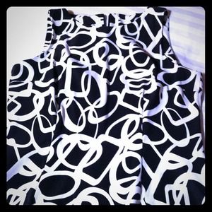 Classy spring/summer dress. Very comfortable.