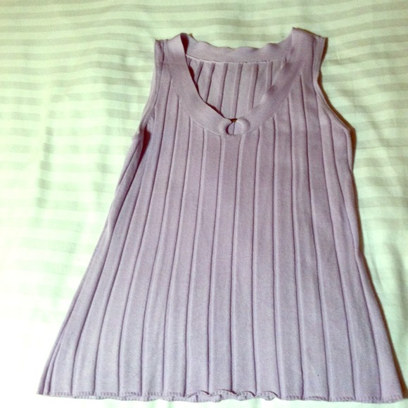 Lavender sleeveless top