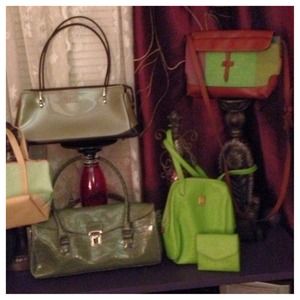 Liz Claiborne Bags - ✋Currently Unavailable✋ Liz Claiborne Bags - ✋Currently Unavailable✋