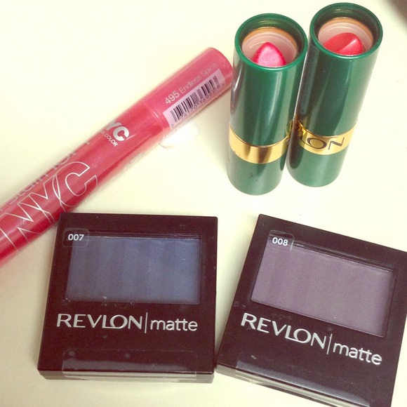 Bundled ❌❌sold❌❌Make up bundle
