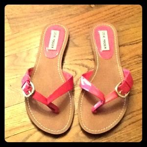 SoldPink Patent Steve Madden Sandals