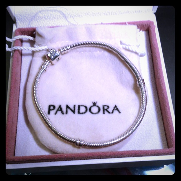 Reserved for @harleejoycee Pandora bracelet 7.5