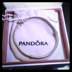 Reserved for @harleejoycee Pandora bracelet 7.5
