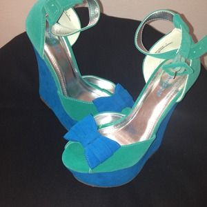 🎉CLEARANCE🎉👠 Spring color shoes w/ bow 👠