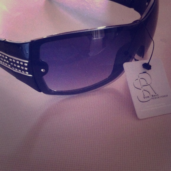 Black sunglasses