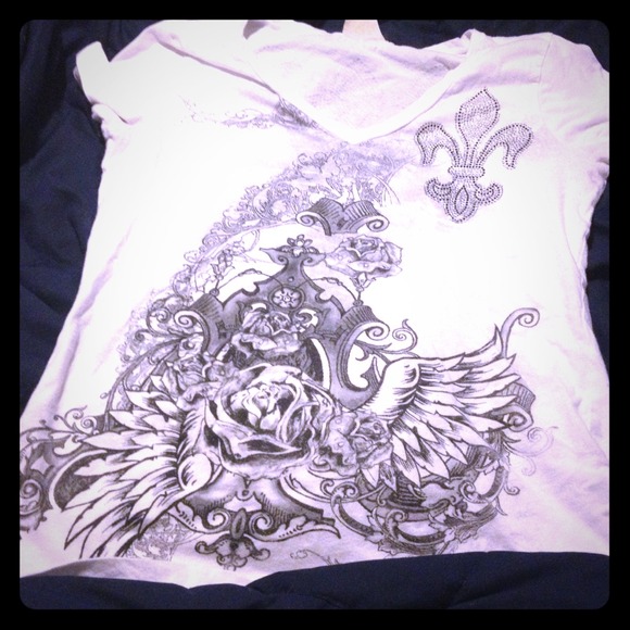 Black & white bling boutique tee with angel wings