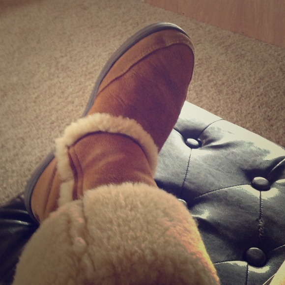 UGG boots size 11. Very good condition