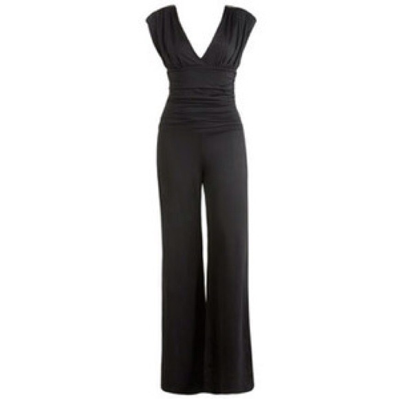 Arden B Dresses & Skirts - KEEPING Arden B Sequin Shoulder Double V-Neck