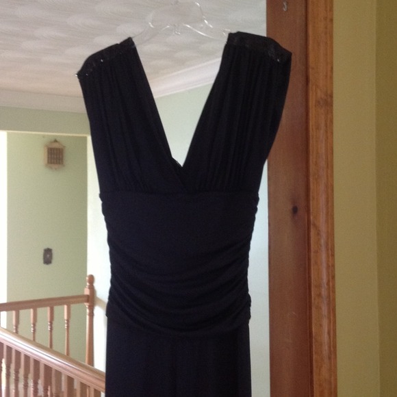 KEEPING Arden B Sequin Shoulder Double V-Neck - Picture 3 of 4
