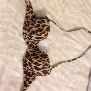 Victories secret push up, leopard print top.