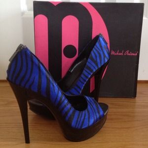 💥Michael Antonio Kora Blue Zebra Print