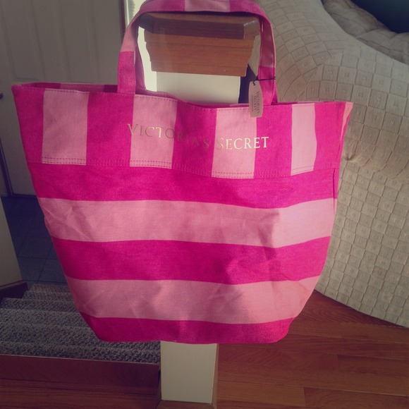 🎀 REDUCED Victoria's Secret large tote 🎀
