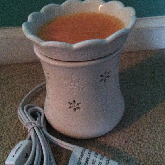 Scentsy warmer