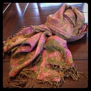 Floral print scarf