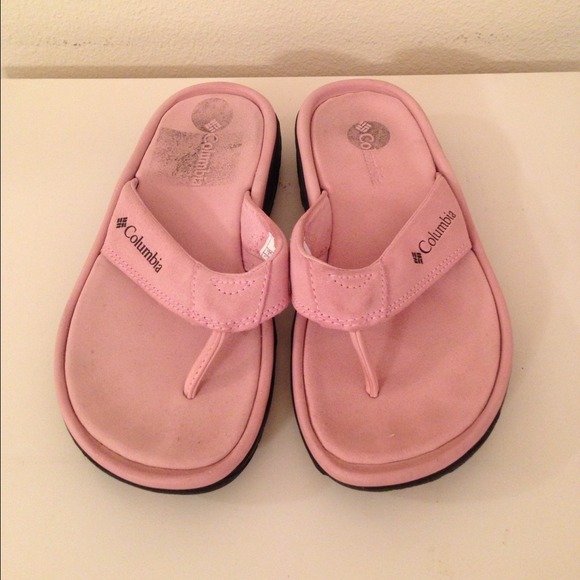 SOLD IN BUNDLEColumbia heavy duty suede flip flops