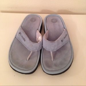 SOLD IN BUNDLE Columbia heavy duty flip flop