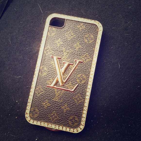 Louis Vuitton iPhone 4 case snap on